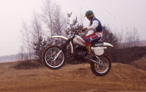 Neil Hudson Genkissä treenaamassa 1980